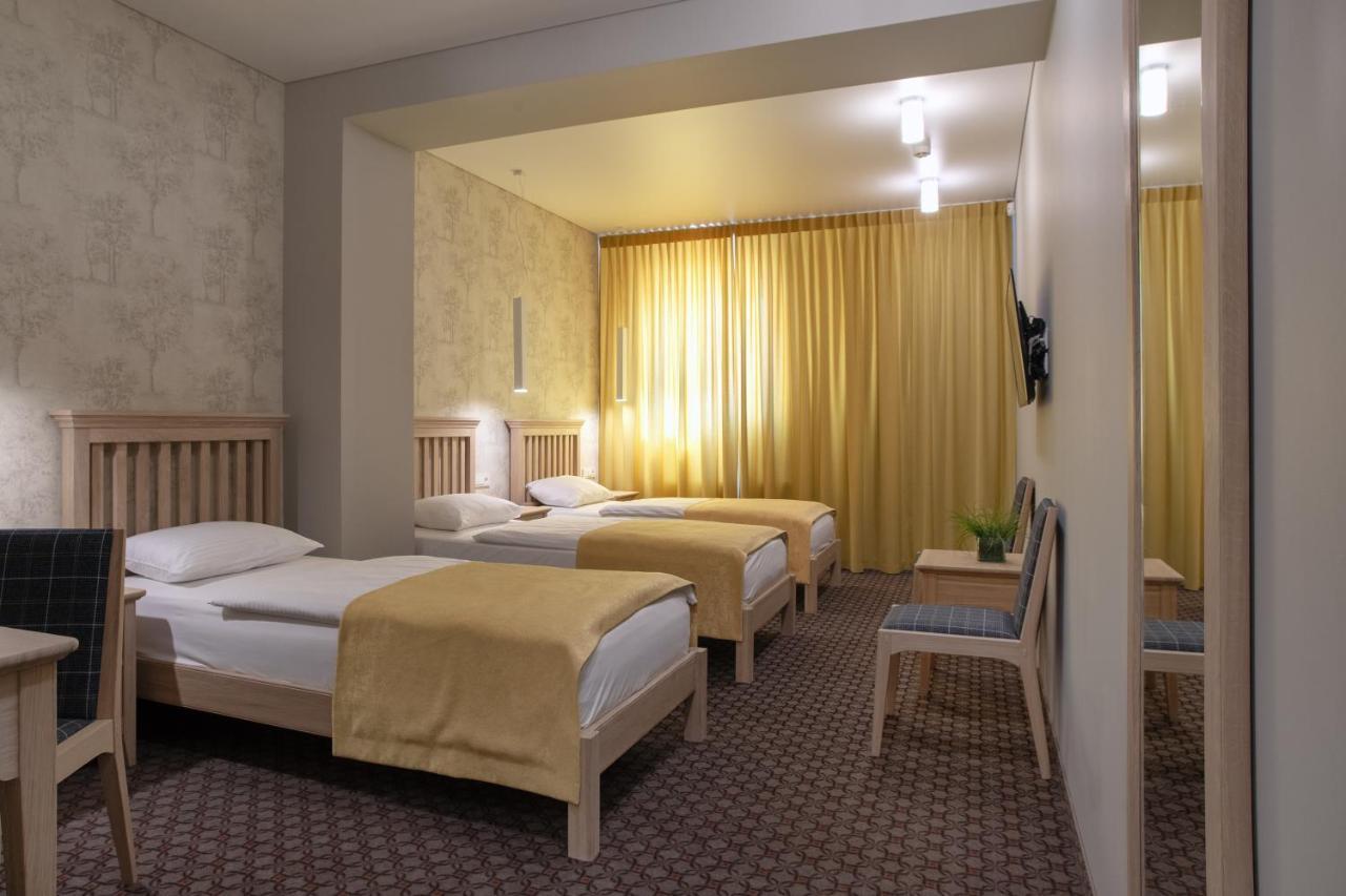 Hotel Sinchronas เตลเช ภายนอก รูปภาพ