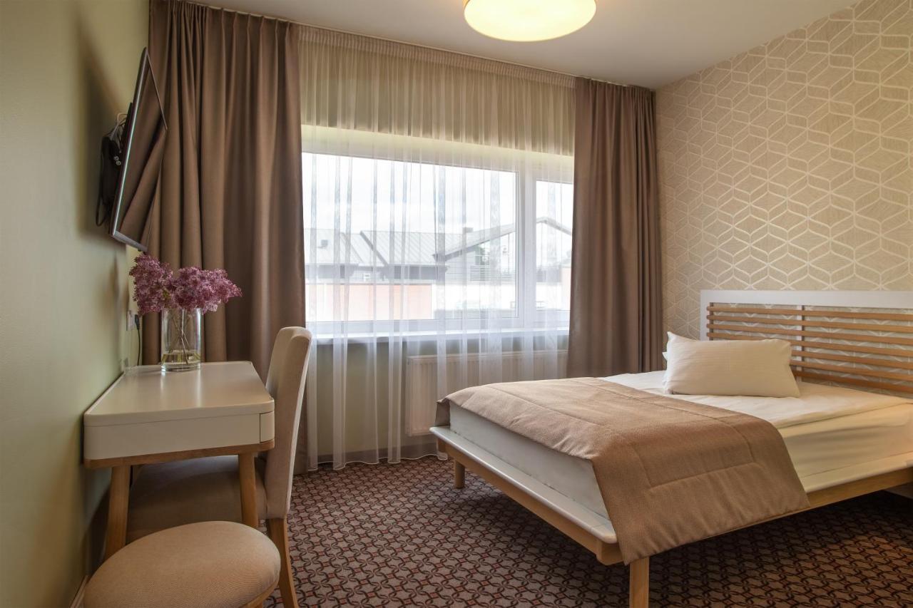 Hotel Sinchronas เตลเช ภายนอก รูปภาพ