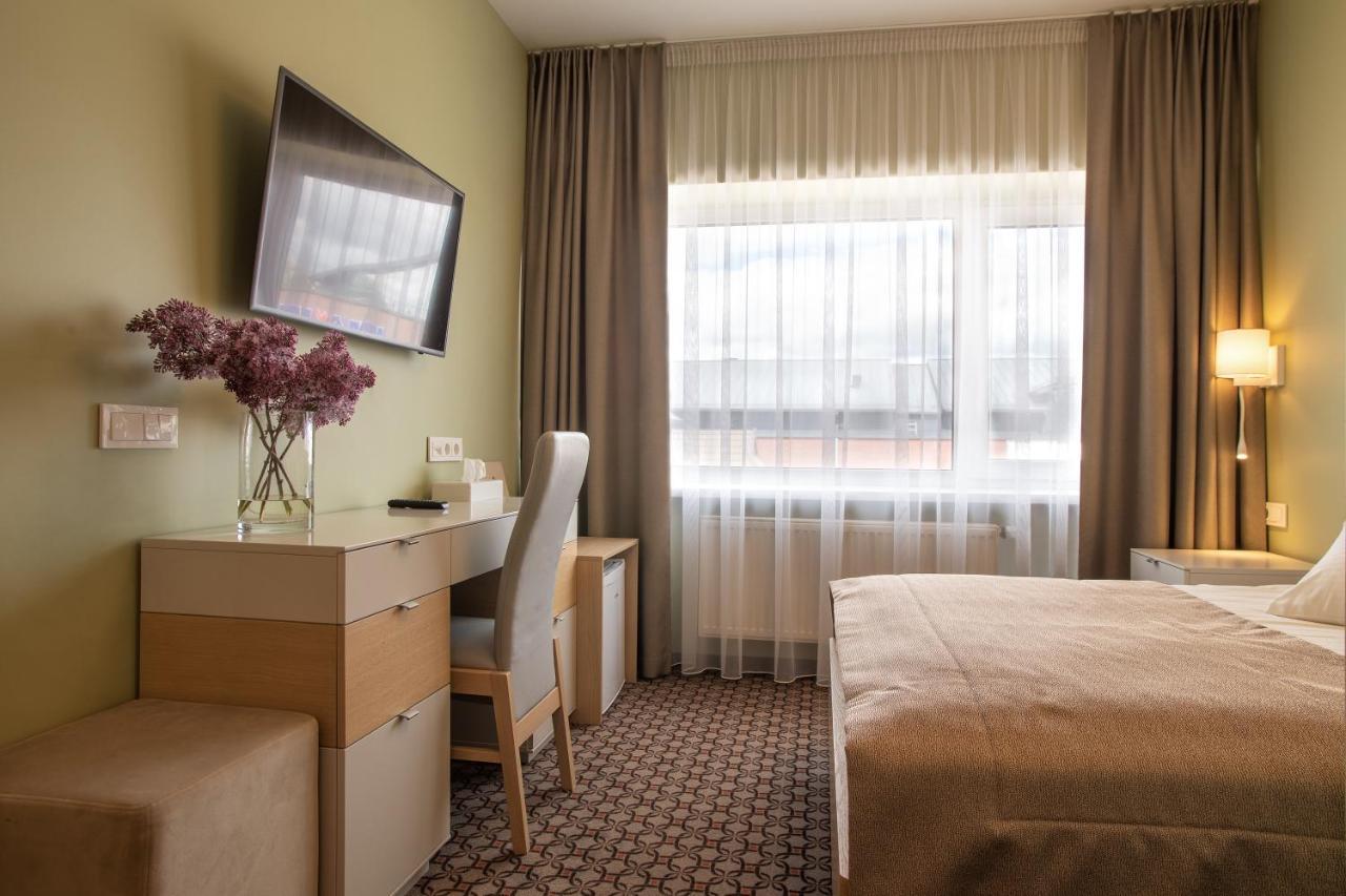 Hotel Sinchronas เตลเช ภายนอก รูปภาพ