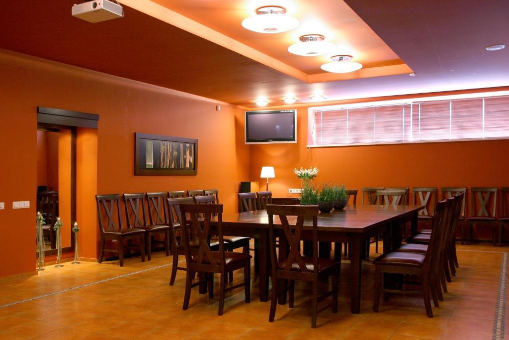 Hotel Sinchronas เตลเช ภายนอก รูปภาพ