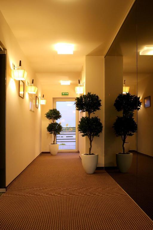 Hotel Sinchronas เตลเช ภายนอก รูปภาพ
